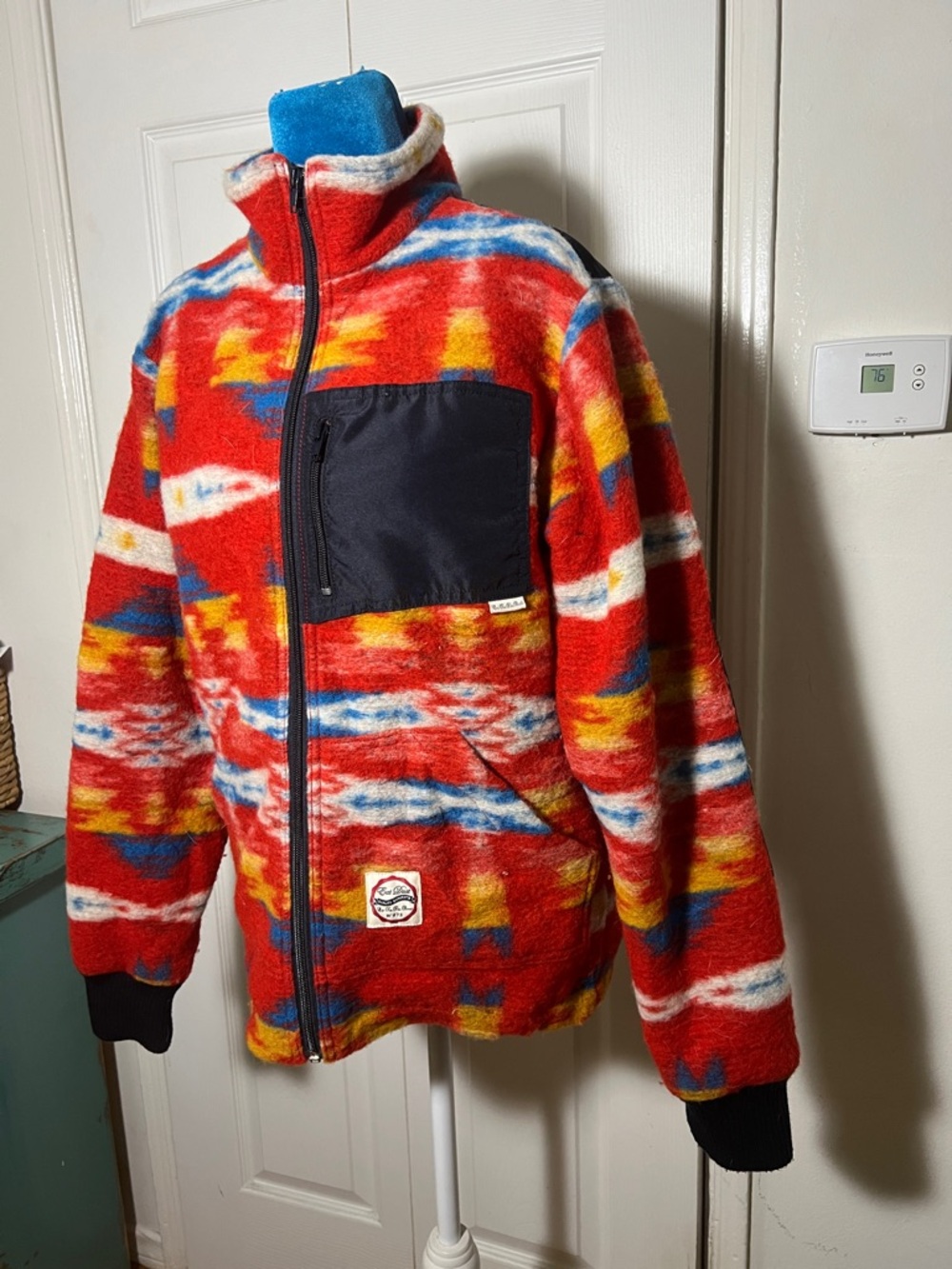 EAT DUST Cali Hunter Jacket Men’s medium Aztec - Picture 3 of 8